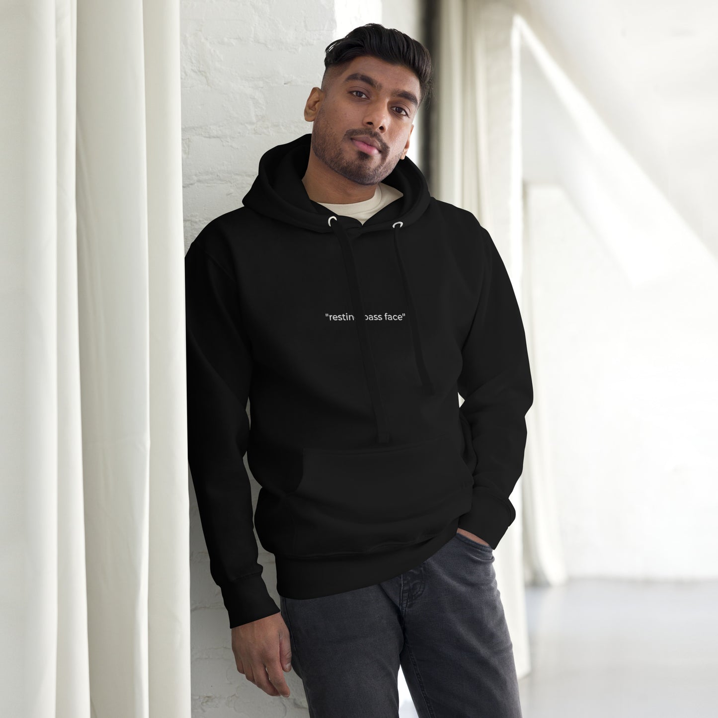 Hoodie "resting bass face"