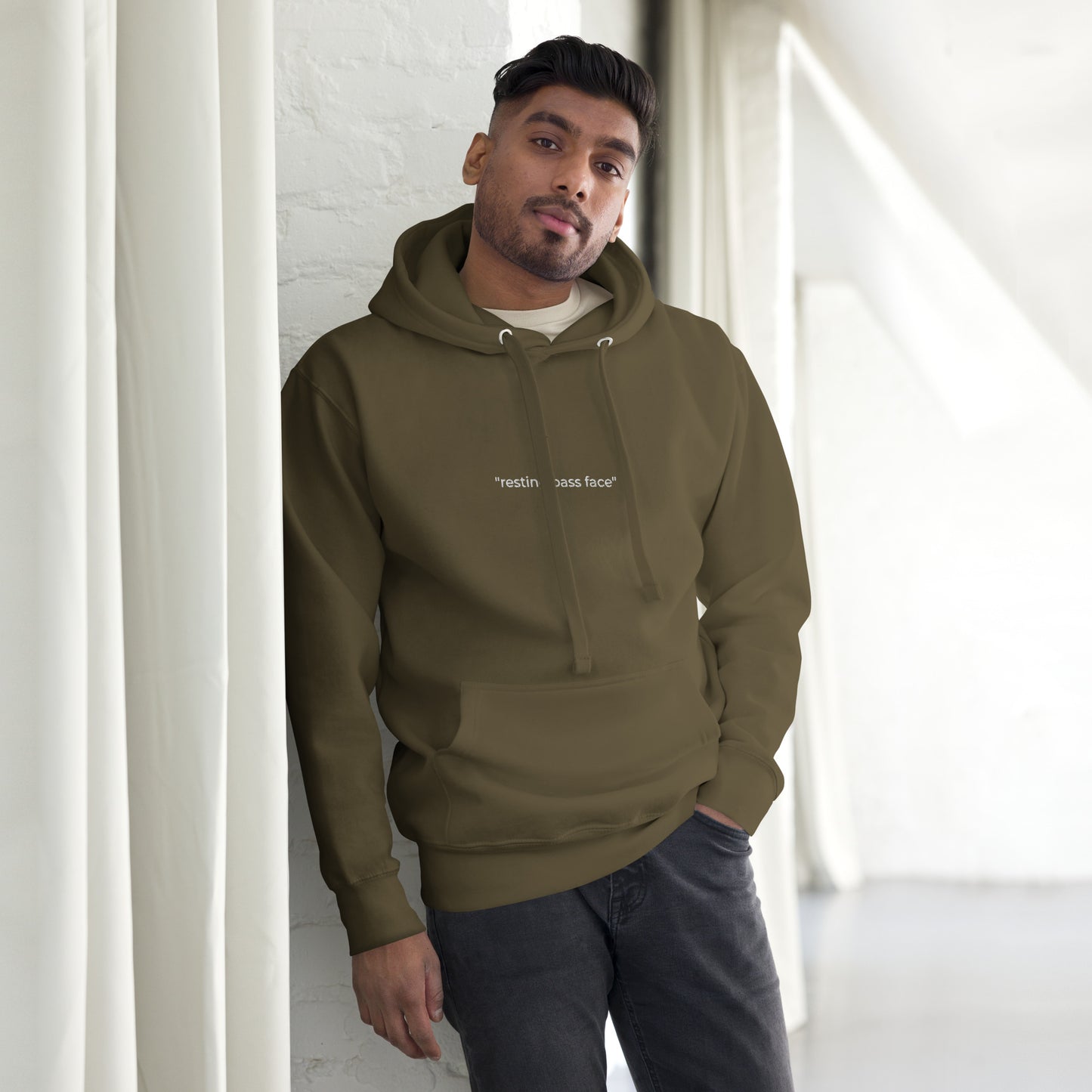 Hoodie "resting bass face"